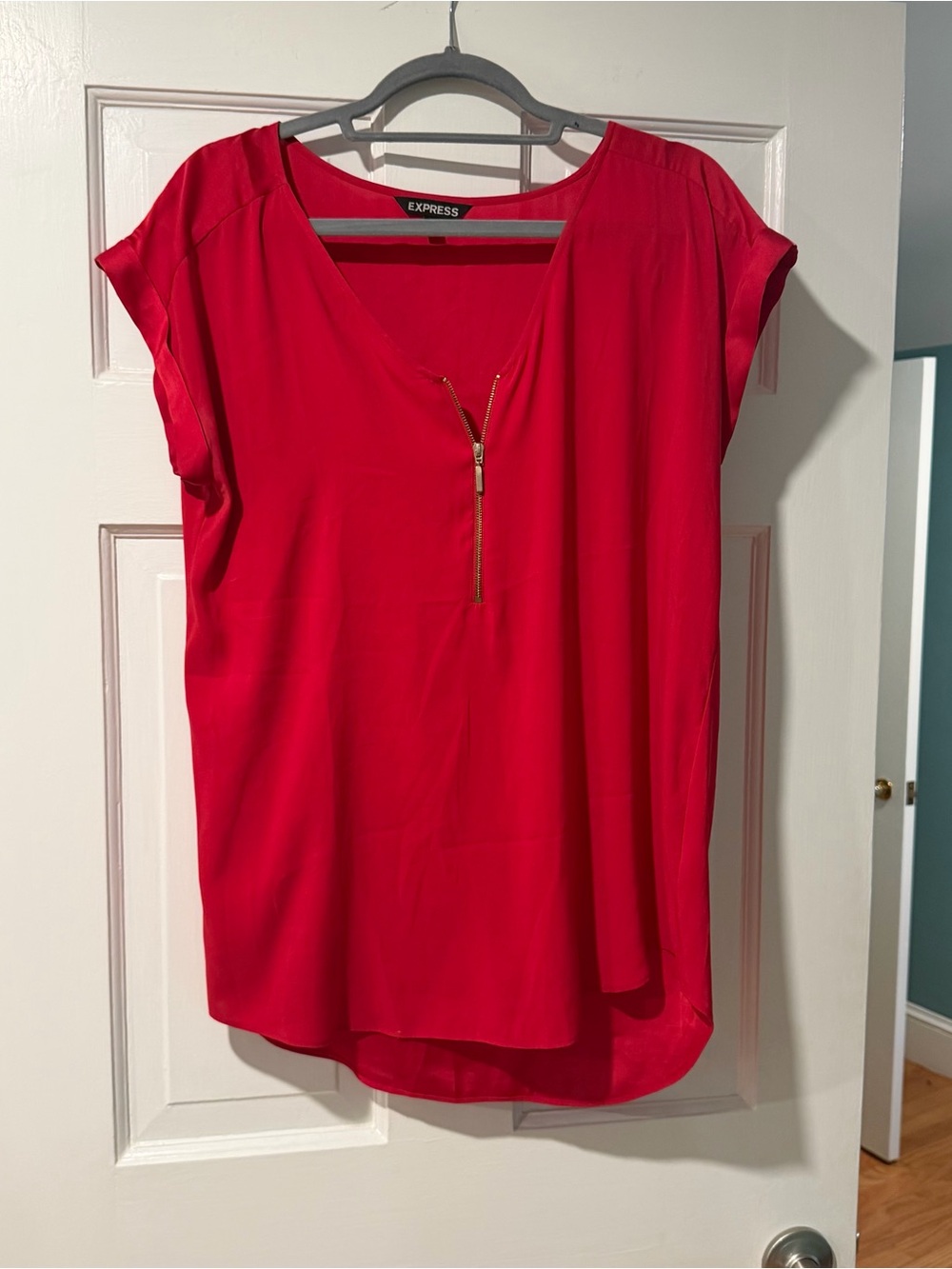 Express Red Short-Sleeve Zip-Neck Blouse
